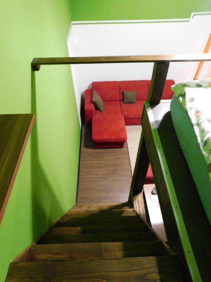 Koermend Lakas Apartment Exterior photo